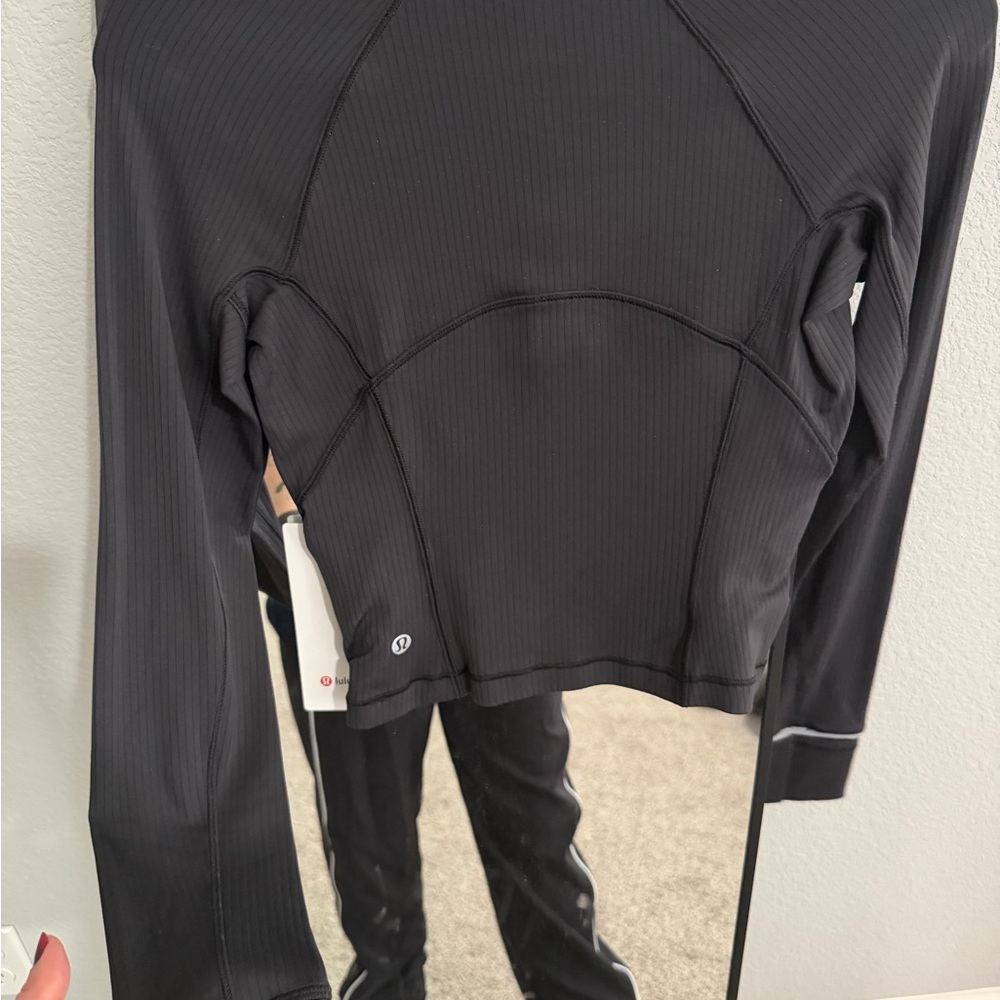 Lululemon It's Rulu ™ Run Ribbed
Cropped Half Zip - Picture 4 of 4